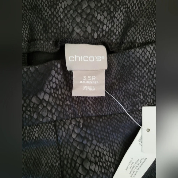 Chico's snake design pants - Picture 4 of 4